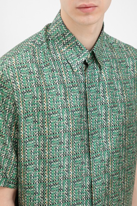 рубашка  из италии вид сбоку