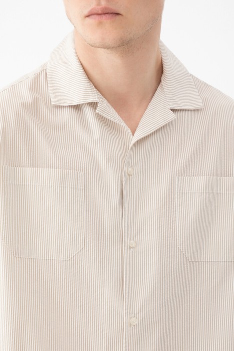 рубашка  из италии вид сбоку