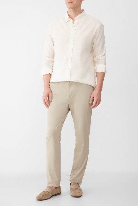 Товар белого цвета с внутренней стороны