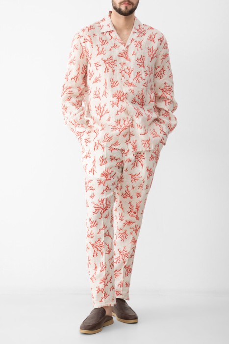 Товар разноцветного цвета с внутренней стороны