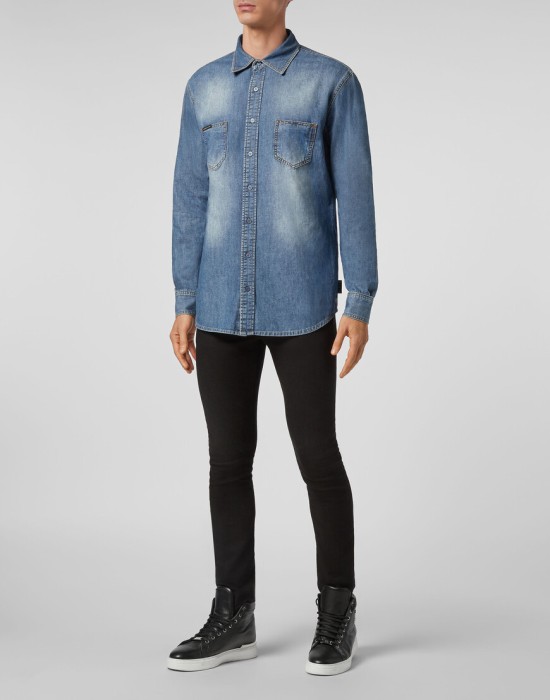 Товар голубого цвета с внутренней стороны