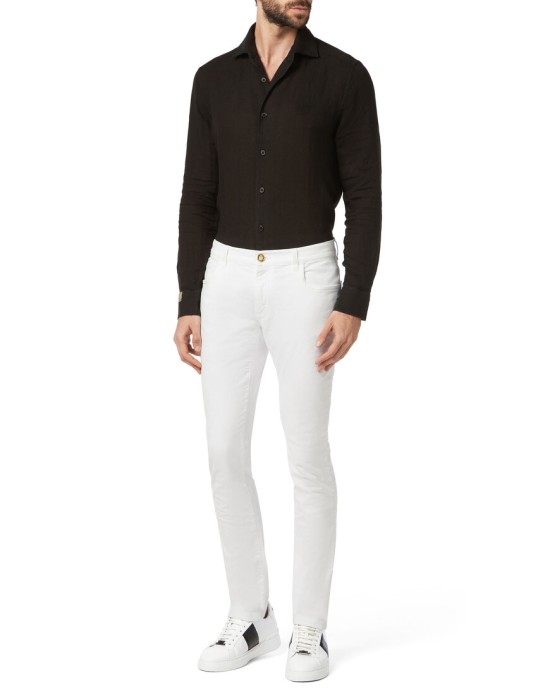 Товар черного цвета с внутренней стороны