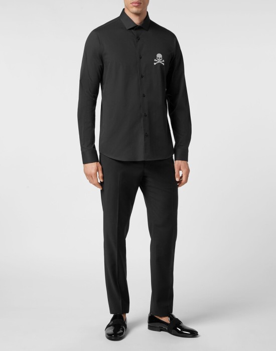 Товар черного цвета с внутренней стороны