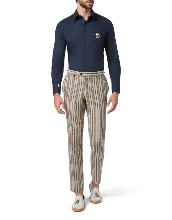 Товар синего цвета с внутренней стороны