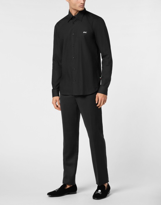 Товар черного цвета с внутренней стороны