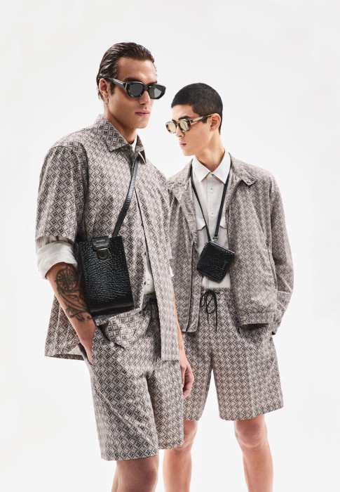 рубашка  от бренда emporio armani вид слева