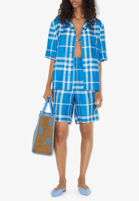 рубашка  от бренда burberry вид слева