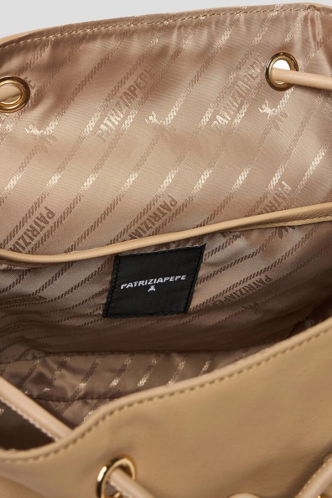 Продукция для женщин фото