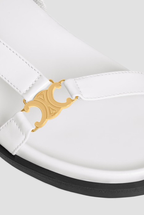 Товар белого цвета с внутренней стороны