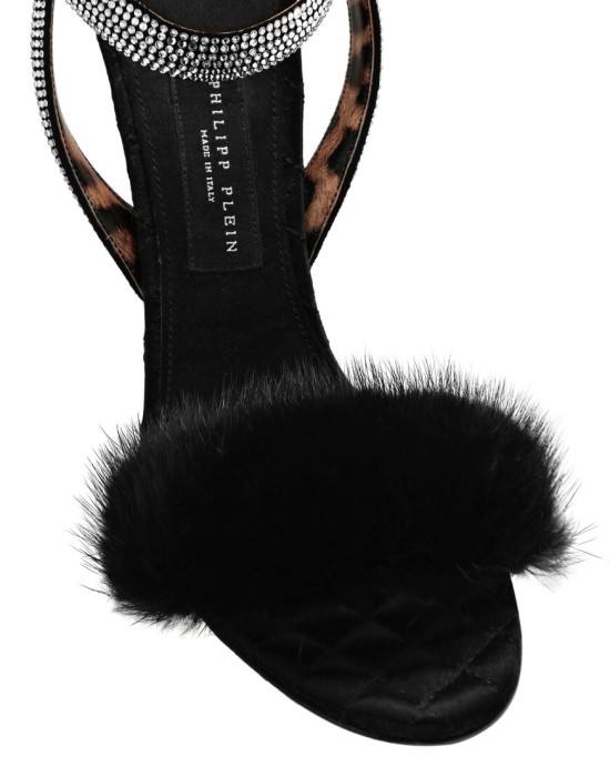 сандалии  по цене 51552 руб вид справа