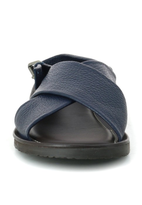 Товар синего цвета с внутренней стороны