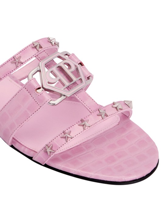 сандалии  из проверенных материалов спереди