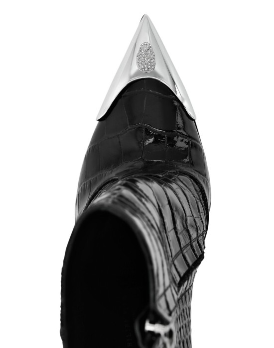 сапоги  по цене 51580 руб вид справа