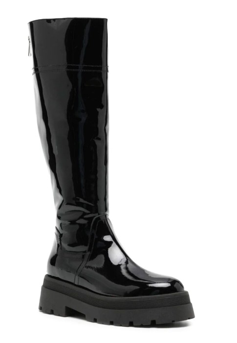 сапоги  по цене 175900 руб вид справа