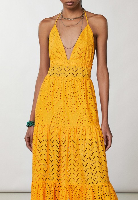 Товар оранжевого цвета с внутренней стороны