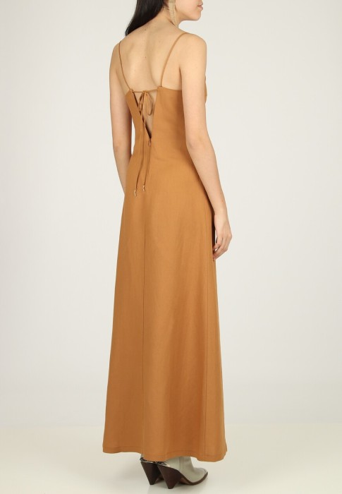 Товар коричневого цвета с внутренней стороны