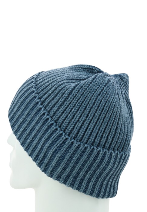 шапка  от бренда aeronautica militare вид слева