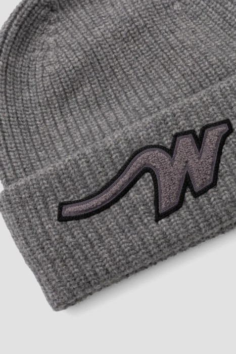 шапка  из италии вид сбоку