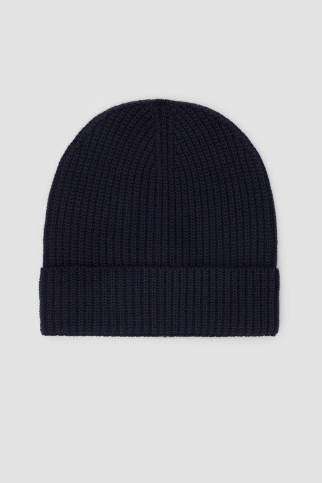 шапка  из италии вид сбоку