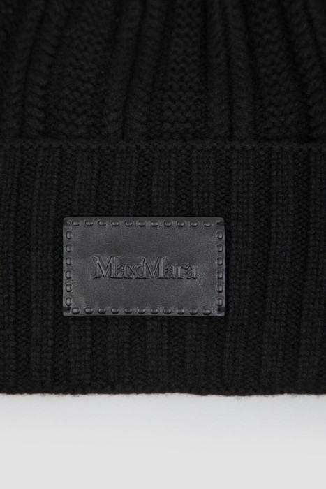 шапка  из кашемира спереди