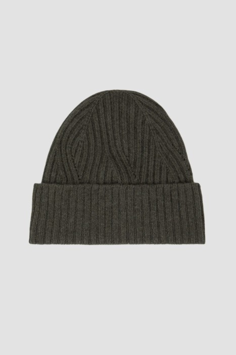 шапка  из италии вид сбоку