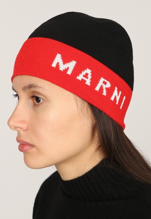 шапка  от бренда marni вид слева