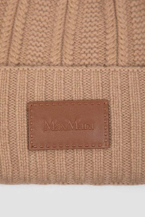 шапка  из кашемира спереди