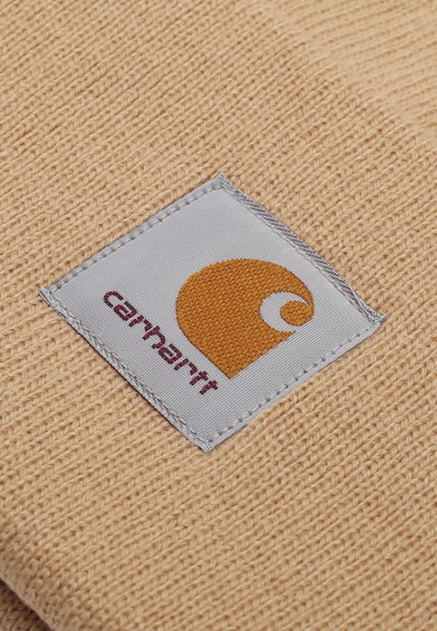 шапка  от бренда carhartt wip вид слева