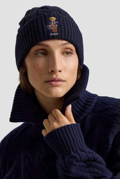 шапка  от бренда ralph lauren вид слева