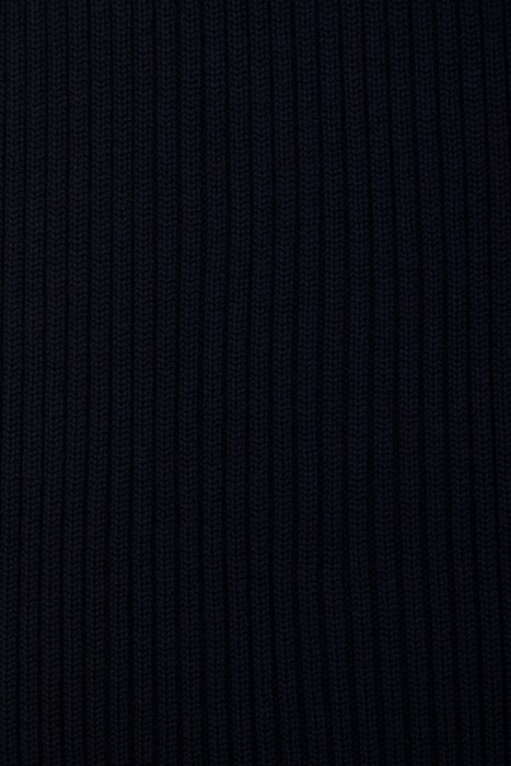 шарф  модель из коллекции winter riviera из италии вид сбоку