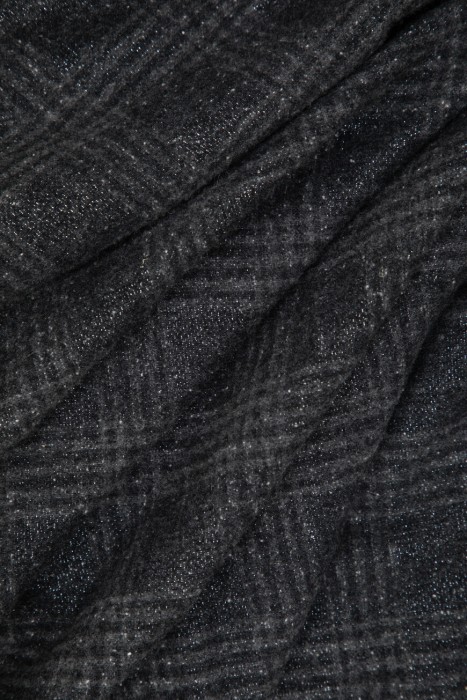 Товар серого цвета с внутренней стороны