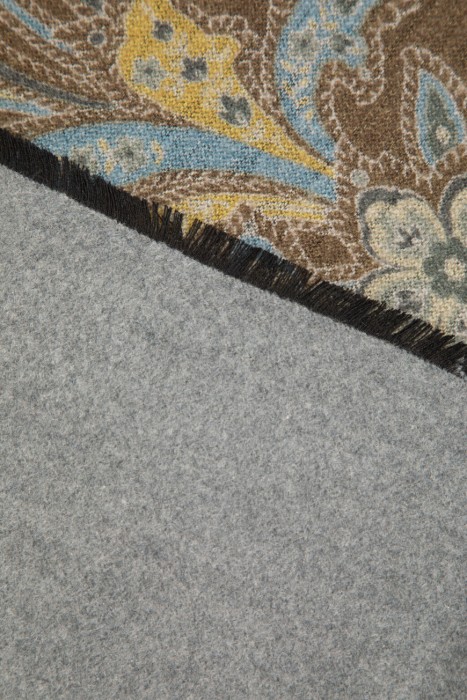 шарф  из шелка спереди