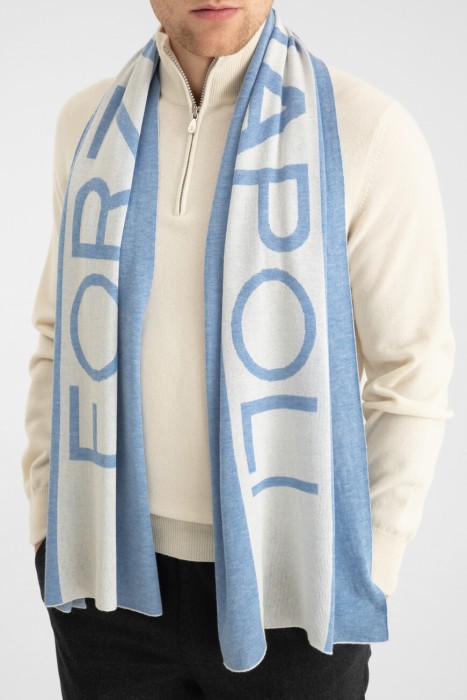 шарф  по цене 31800 руб вид справа