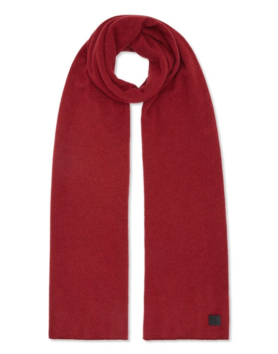 Товар красного цвета с внутренней стороны