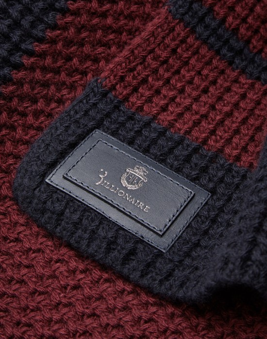 шарф  по цене 15561 руб вид справа