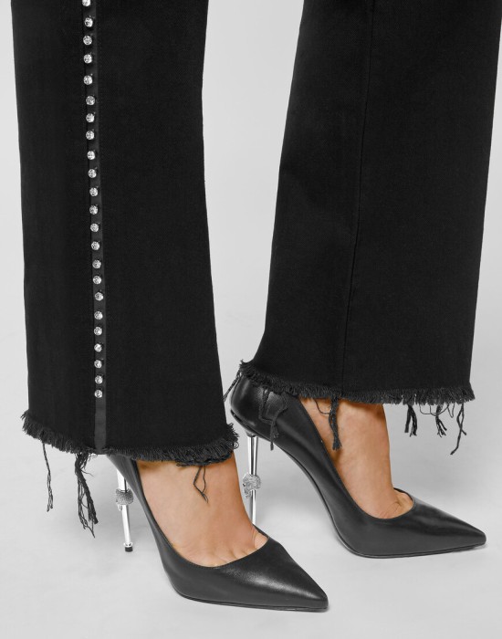 широкие джинсы  из проверенных материалов спереди