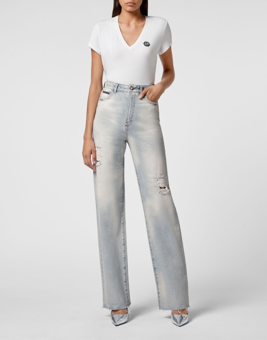 Товар голубого цвета с внутренней стороны