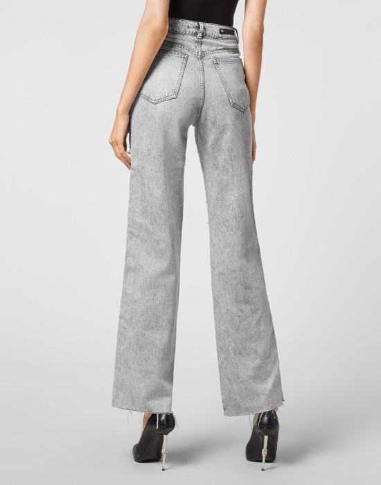 широкие джинсы  из америки вид сбоку