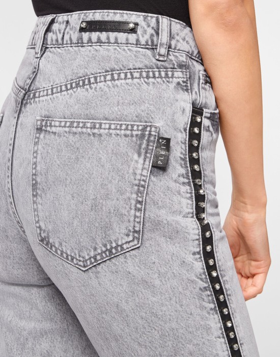 широкие джинсы  из проверенных материалов спереди