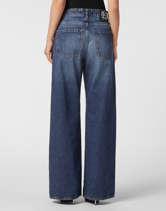 широкие джинсы  из америки вид сбоку