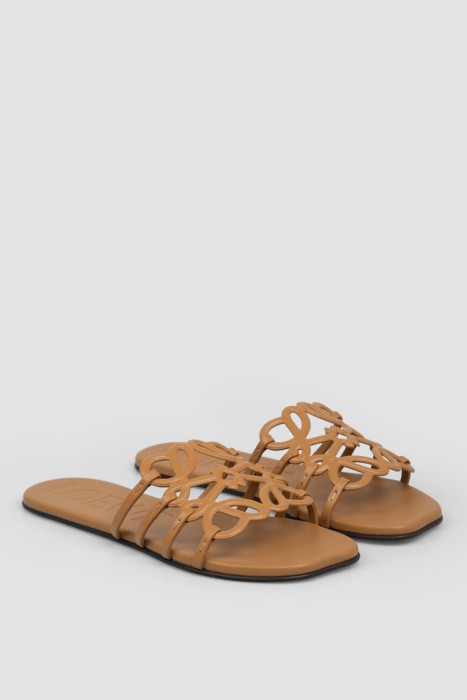 шлепанцы  модель petal anagram из франции вид сбоку