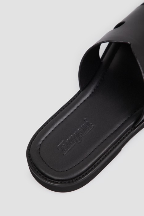 шлепанцы  из кожи спереди