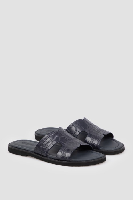 шлепанцы  от бренда fargoni вид слева