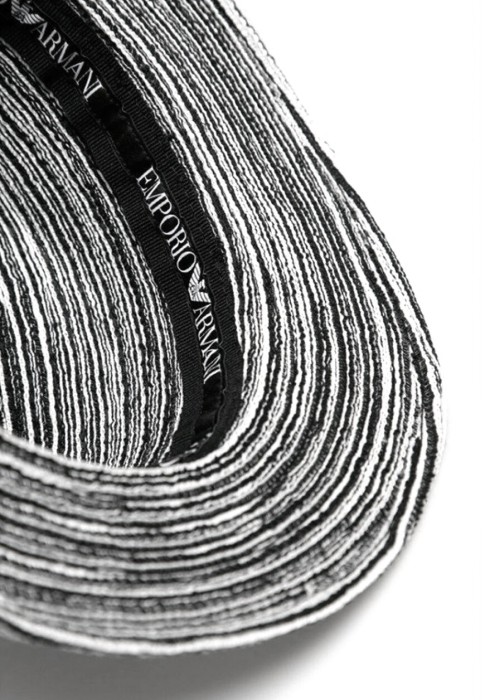 шляпа  из проверенных материалов спереди