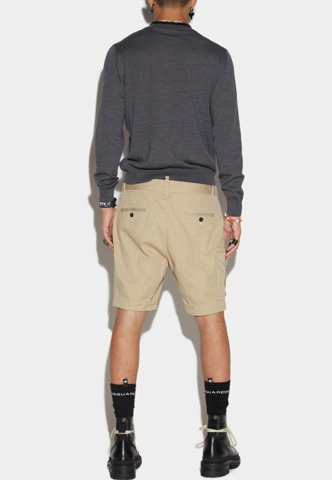 шорты 2 по цене 42840 руб вид справа