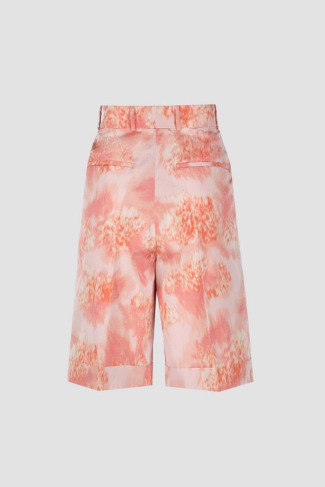 Товар розового цвета с внутренней стороны