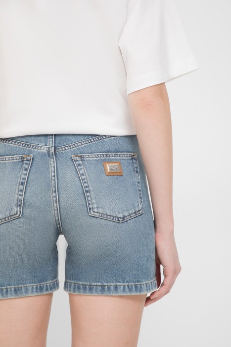 Товар синего цвета с внутренней стороны