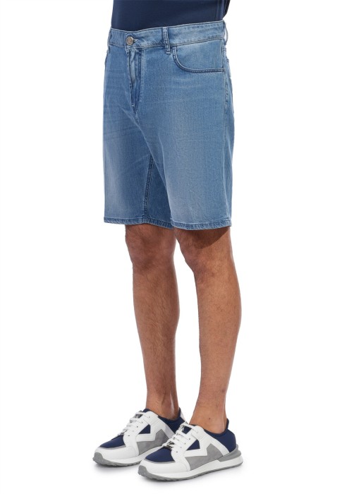 Товар голубого цвета с внутренней стороны