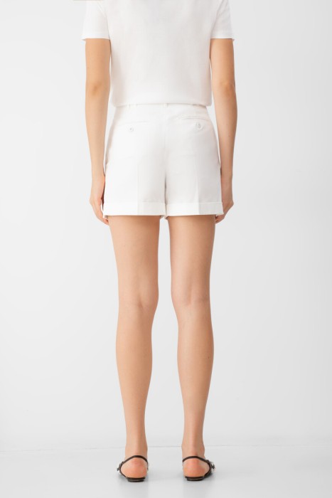 шорты maxmara по цене 12800 руб вид справа