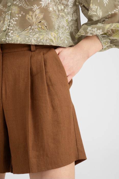 шорты  модель alibi из италии вид сбоку